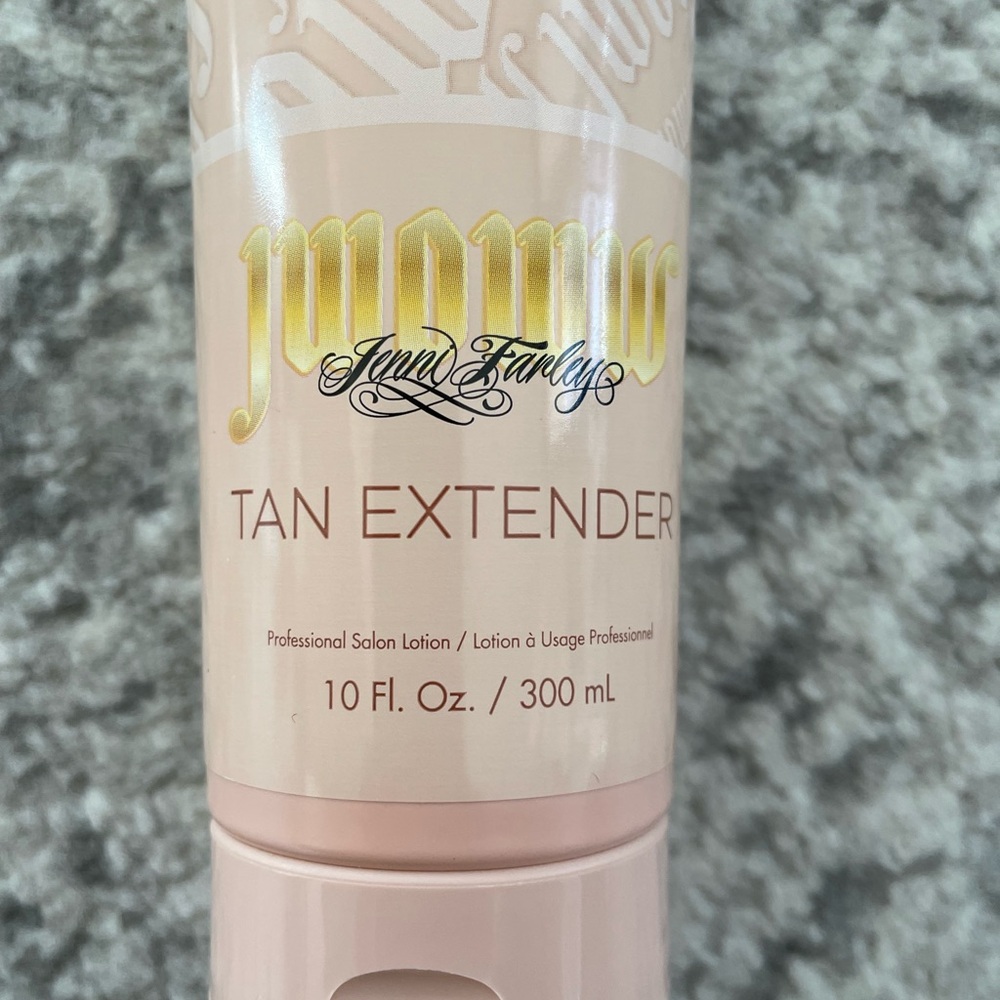 3/$50 JWoww Tan Extender Lotion—NEW! - Picture 2 of 4